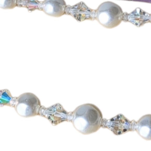 White Pearl and Beautiful Australia Crystal White AB Sparkly Rainbow Necklace - Picture 9 of 10